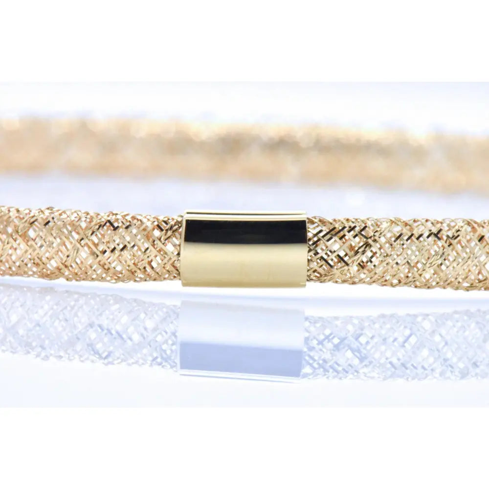 Elegant 14K Yellow Gold Mesh Bracelet - 7 Inch Flexible Slip-On Lightweight Design.