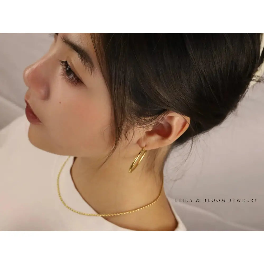 Elegant 18K Gold Filled Minimalist Hoop Earrings - Perfect Everyday Gift for Her.