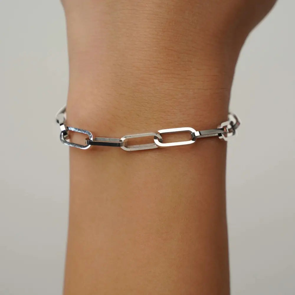 Elegant 18K Gold Paperclip Bracelet - 6mm Large Link Chain, Minimalist Jewelry for Women.