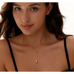 Elegant 18K Gold Plated Teardrop Minimalist Pendant Necklace.