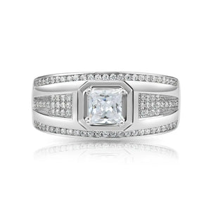 Elegant 925 Sterling Silver Princess-Cut Pave Pinky Ring – A Sparkling Gift for Anniversaries & Everyday Luxury.