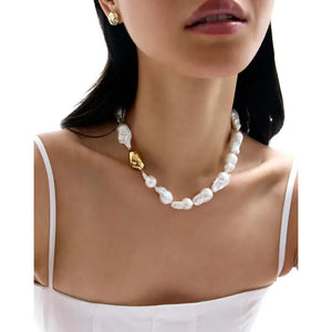 Elegant Baroque Pearl Necklace - Timeless Luxury Accessory.