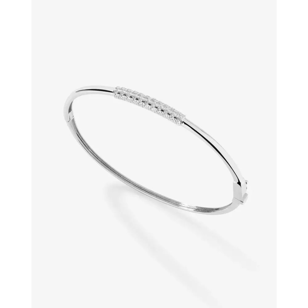 Elegant Diamond Bar Bangle - Timeless Luxury Accessory.