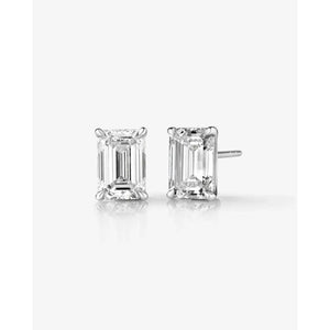 Elegant Emerald Lab Diamond Studs – Timeless Sparkle for Every Occasion.