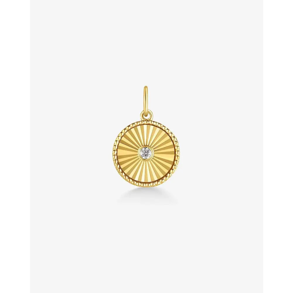 Elegant Fluted Round Diamond Pendant.