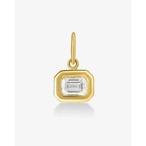 Elegant Framed Lab-Diamond Pendant for Timeless Style.