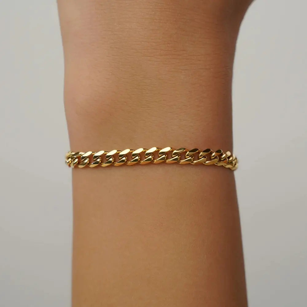 Elegant Gold Satellite Bracelet - Dainty Beaded Chain for the Perfect Minimalist Gift.