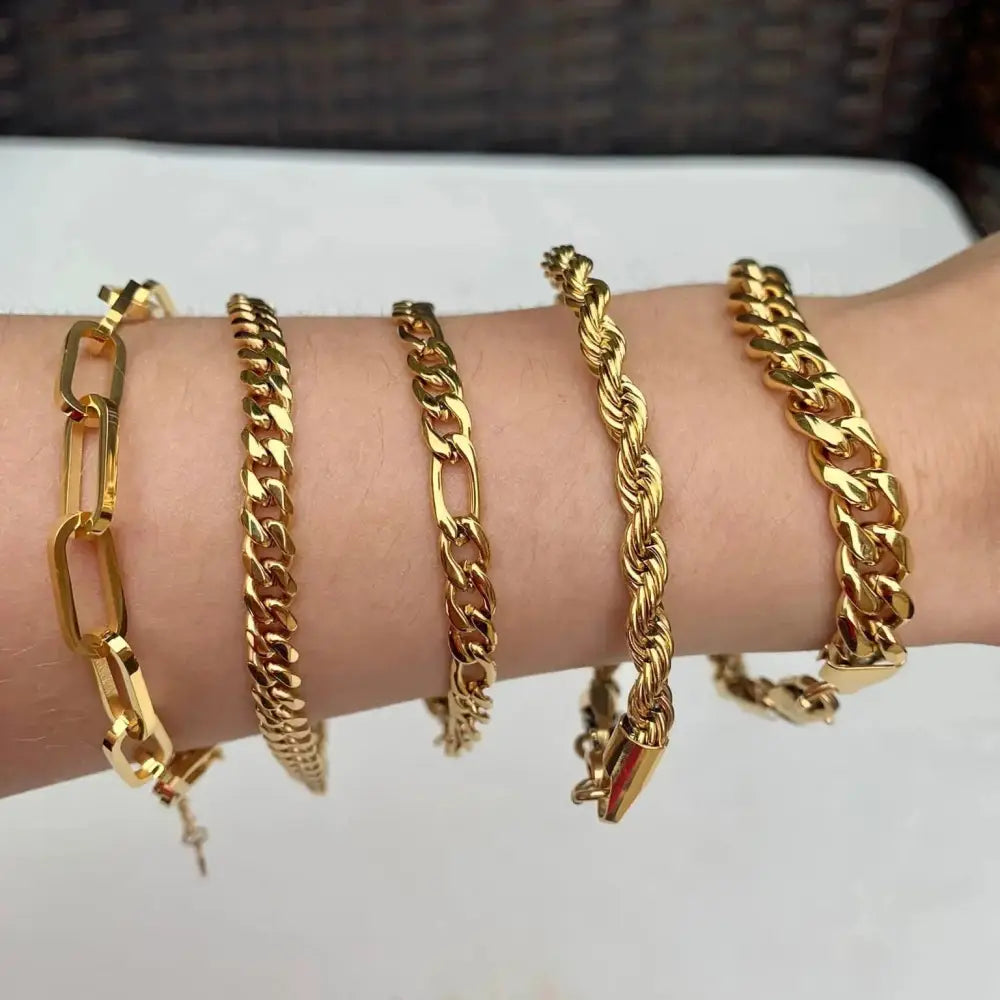 Elegant Gold Satellite Bracelet - Dainty Beaded Chain for the Perfect Minimalist Gift.