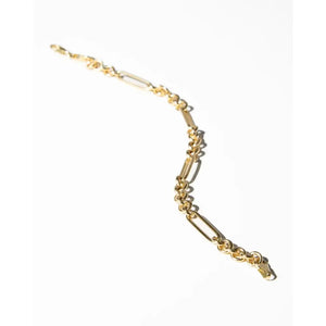 Elegant Mixed Link Chain Bracelet - Perfect for Any Occasion.