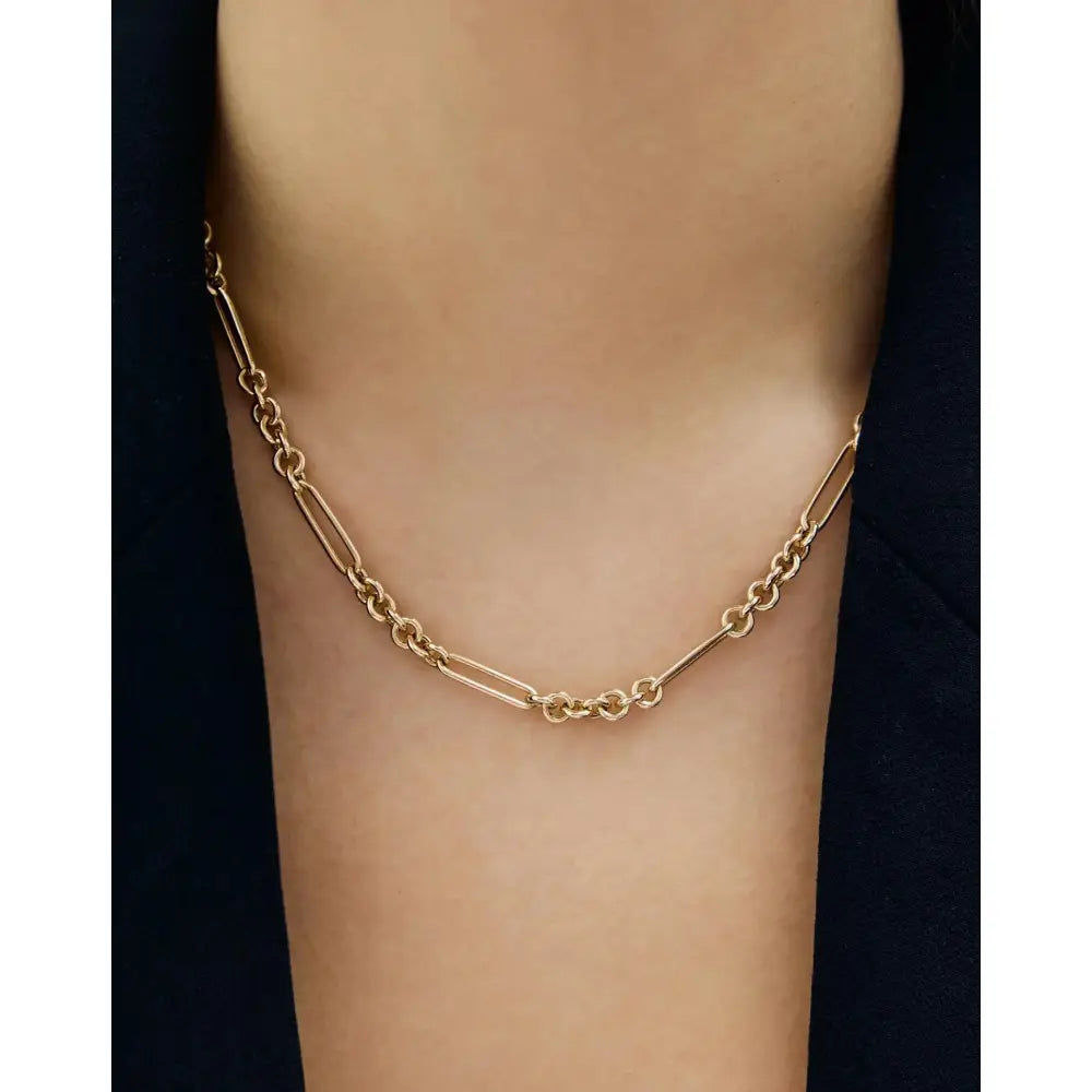 Elegant Mixed Link Chain Necklace for Effortless Style.