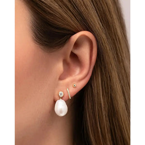 Elegant Petite Gold Stud Earrings.