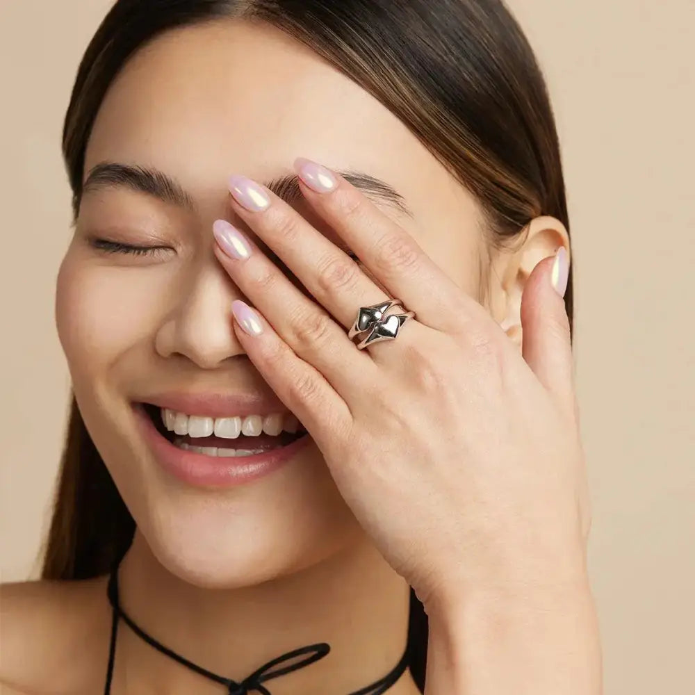 Elegant Silver Heart Signet Ring - Timeless Love Accessory.