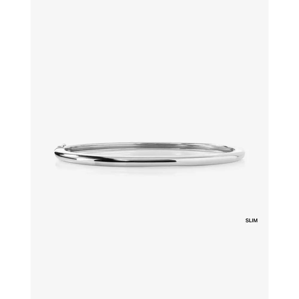 Elegant Stackable Gold Cloud Bangle - Elevate Your Style.