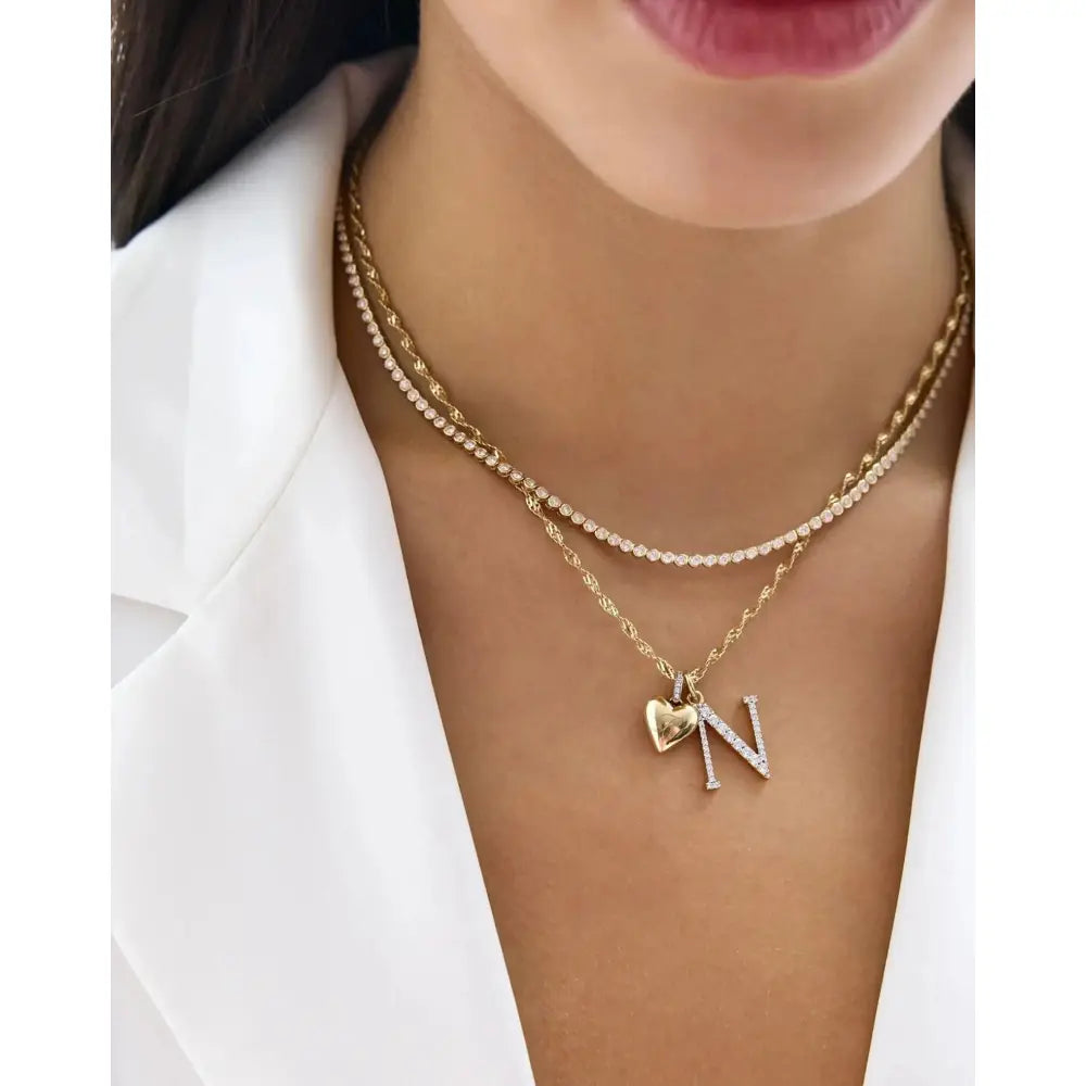 Elegant Twisted Dorica Chain Necklace - A Timeless Statement Piece.