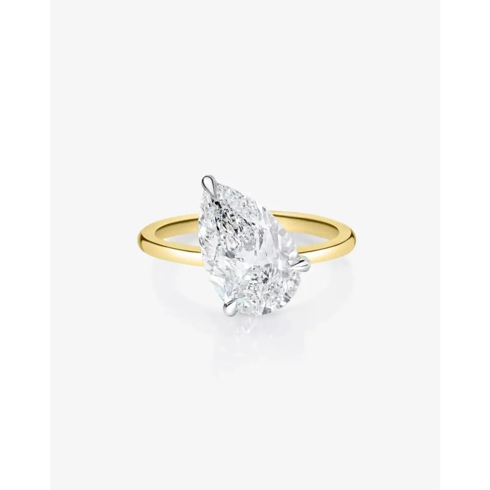 Elegant Whisper Thin® Duet: Oval & Pear - Size 4.70.