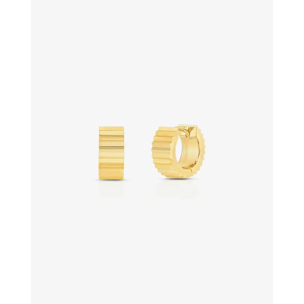 Elegant Wide Gold Fluted Hoop Earrings.