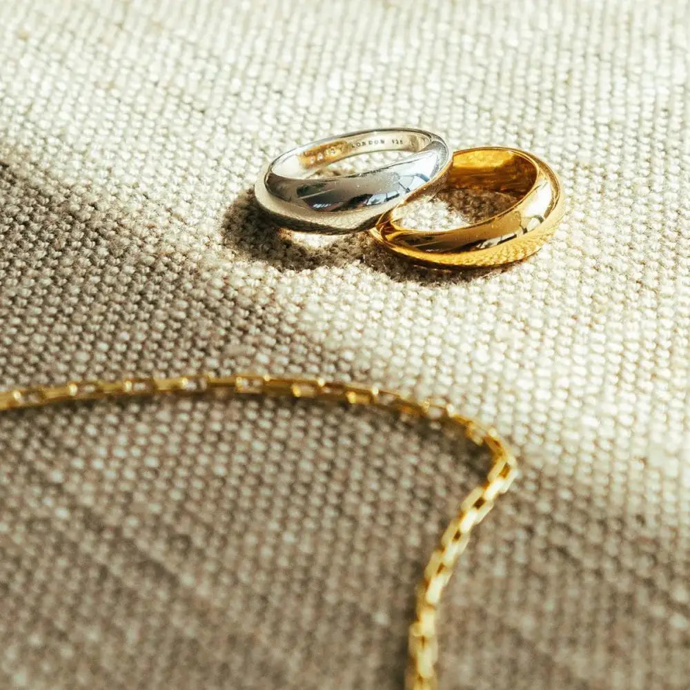 Estée Lalonde Duo Dome Mixed Layering Set for Effortless Style.