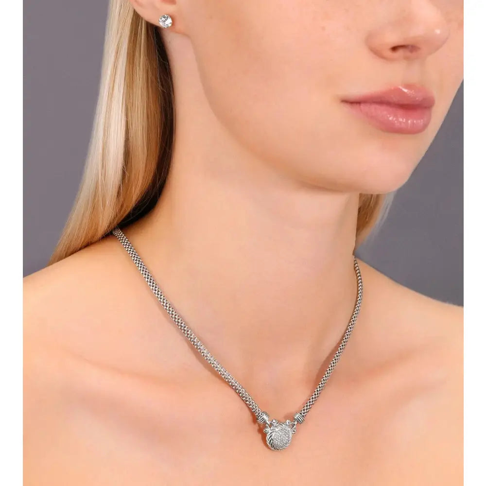 Exquisite 925 Sterling Silver Italian Handmade Round Necklace with Secure Lobster Clasp.