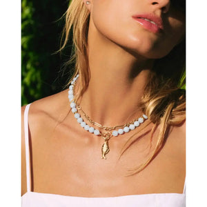 Exquisite Golden Catch Pendant - A Timeless Treasure.