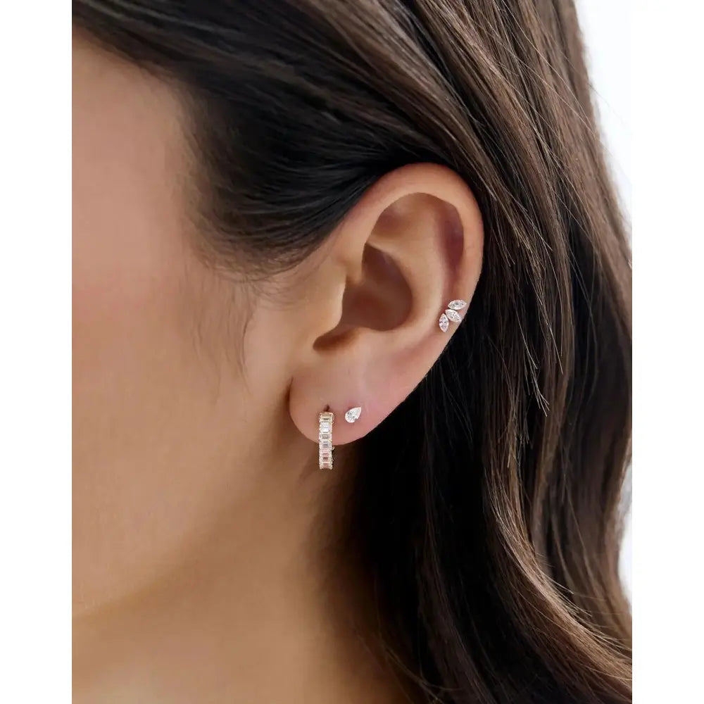 Exquisite Pear Lab Diamond Flatback for Stunning Jewelry Designs.