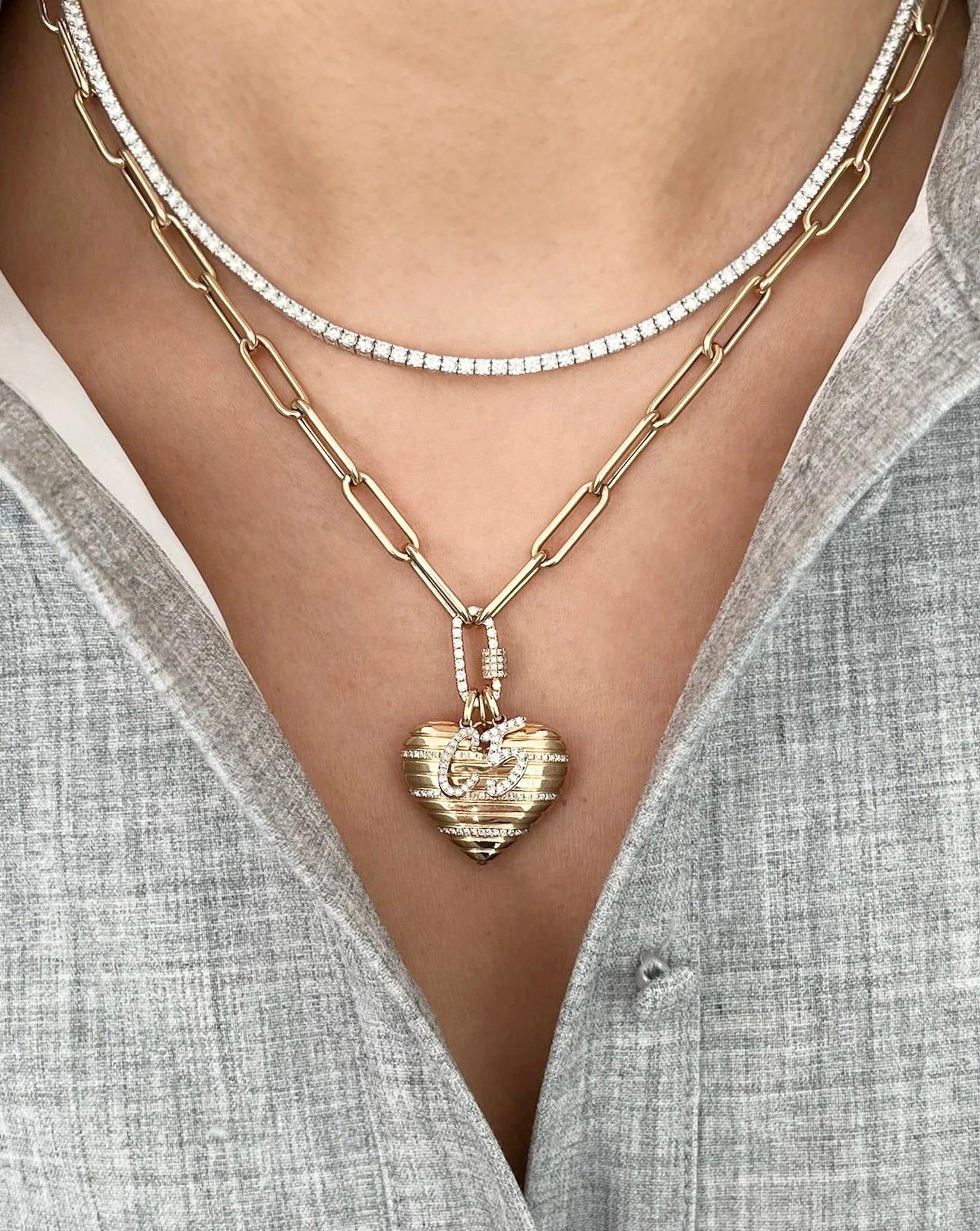 Versatile Love Link Multiway Accessory.