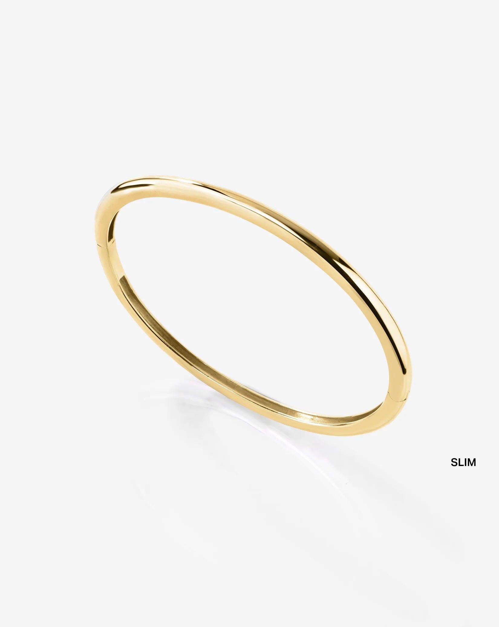 Elegant Stackable Gold Cloud Bangle - Elevate Your Style.