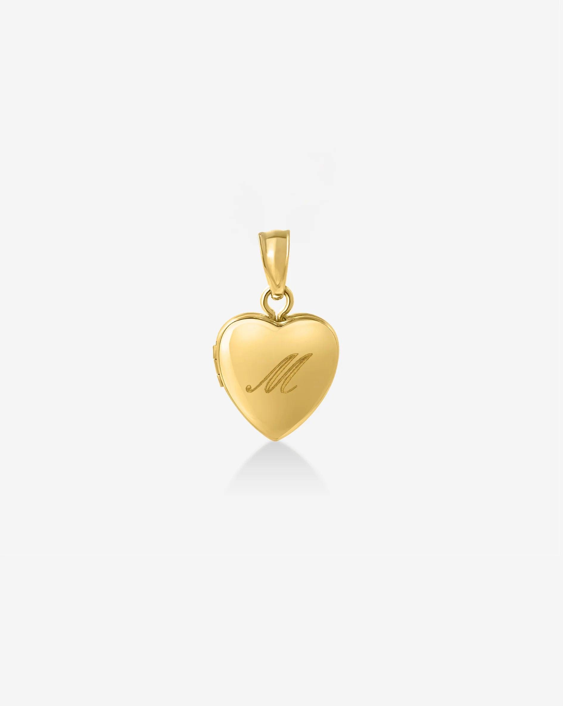 Charming Mini Heart Locket - A Delightful Keepsake Pendant.