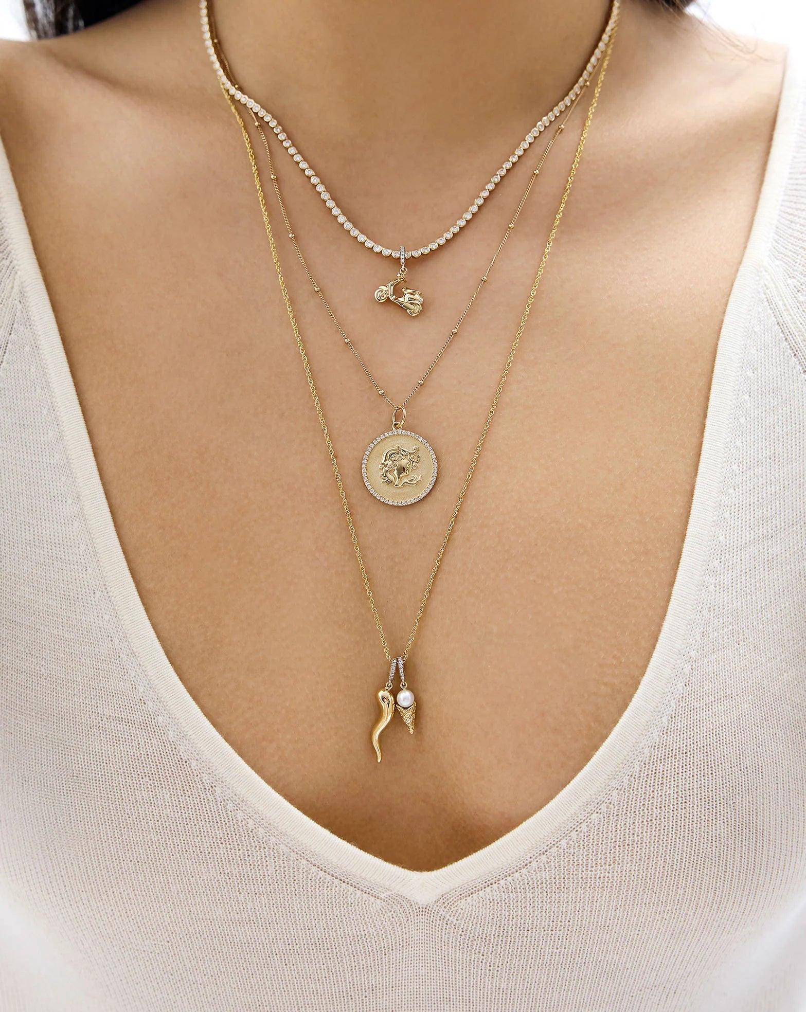 Irresistible Gelato Charm for Sweet Moments.