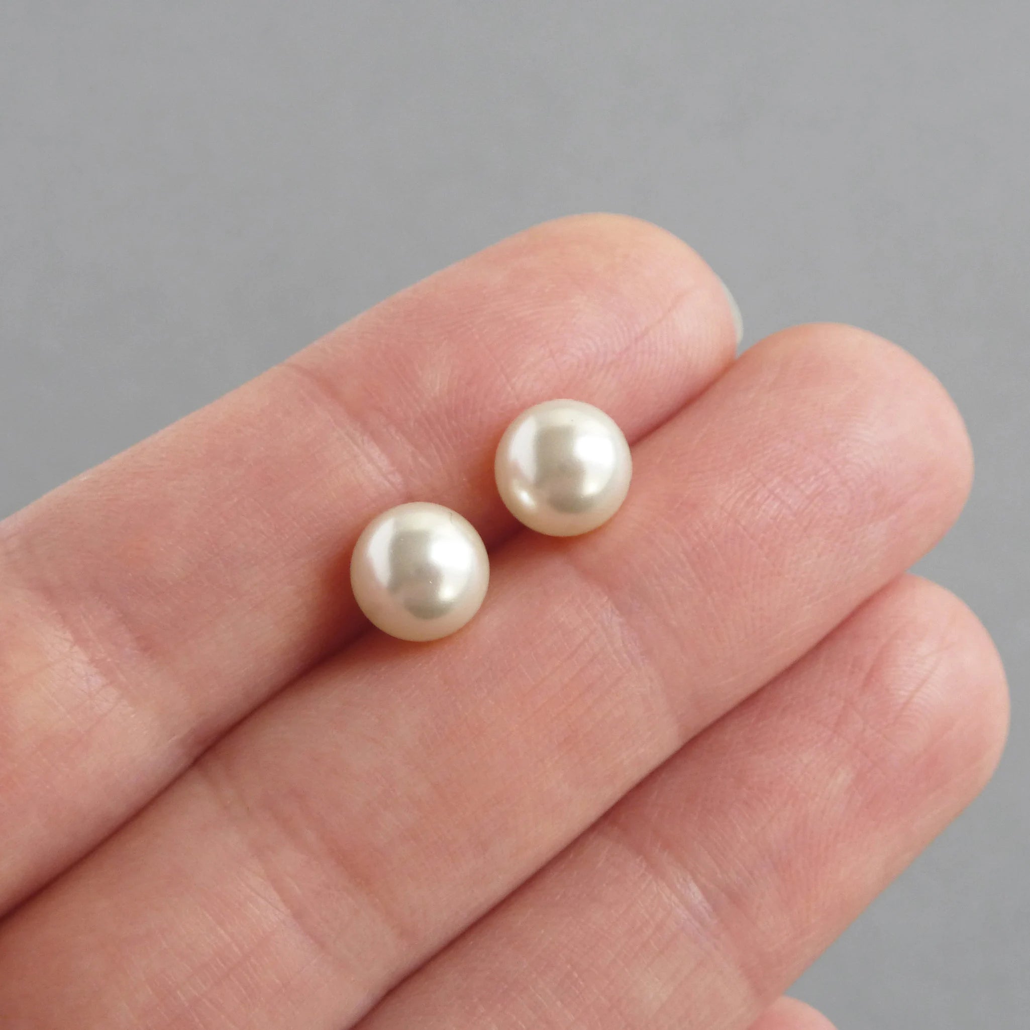 8Mm Cream Pearl Stud Earrings - round Cream Swarovski Pearl Ball Studs - Ivory Wedding Jewellery for Brides/Bridesmaids - Gifts for Her
