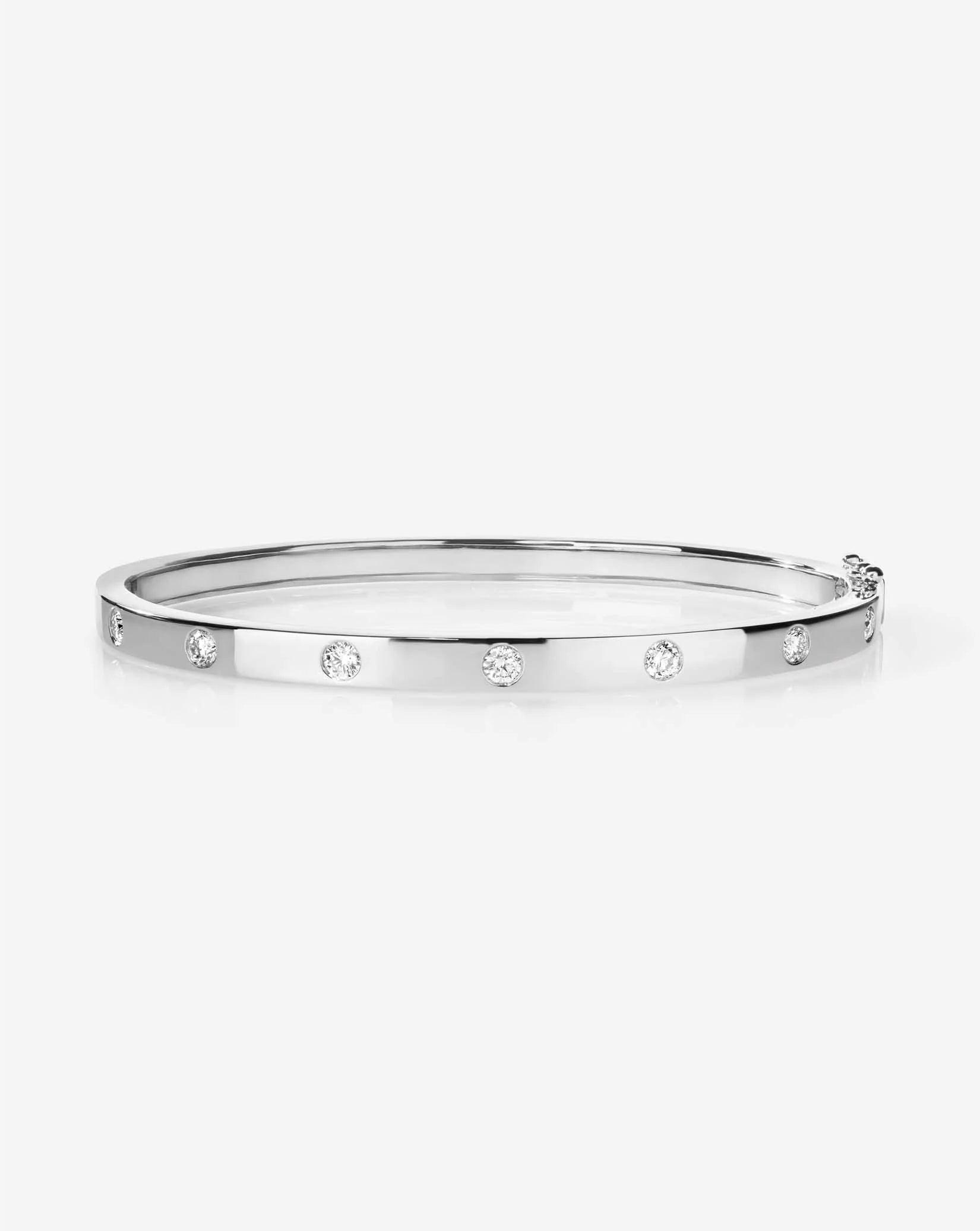 Exquisite Inlay Diamond Bangle – Dazzle with Elegance!.