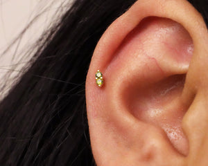 18G/16G Peridot Dainty Labret Cartilage Studs • Tragus Stud • Conch Earring • Helix • Cartilage Piercing • Minimalist • FLAT BACK