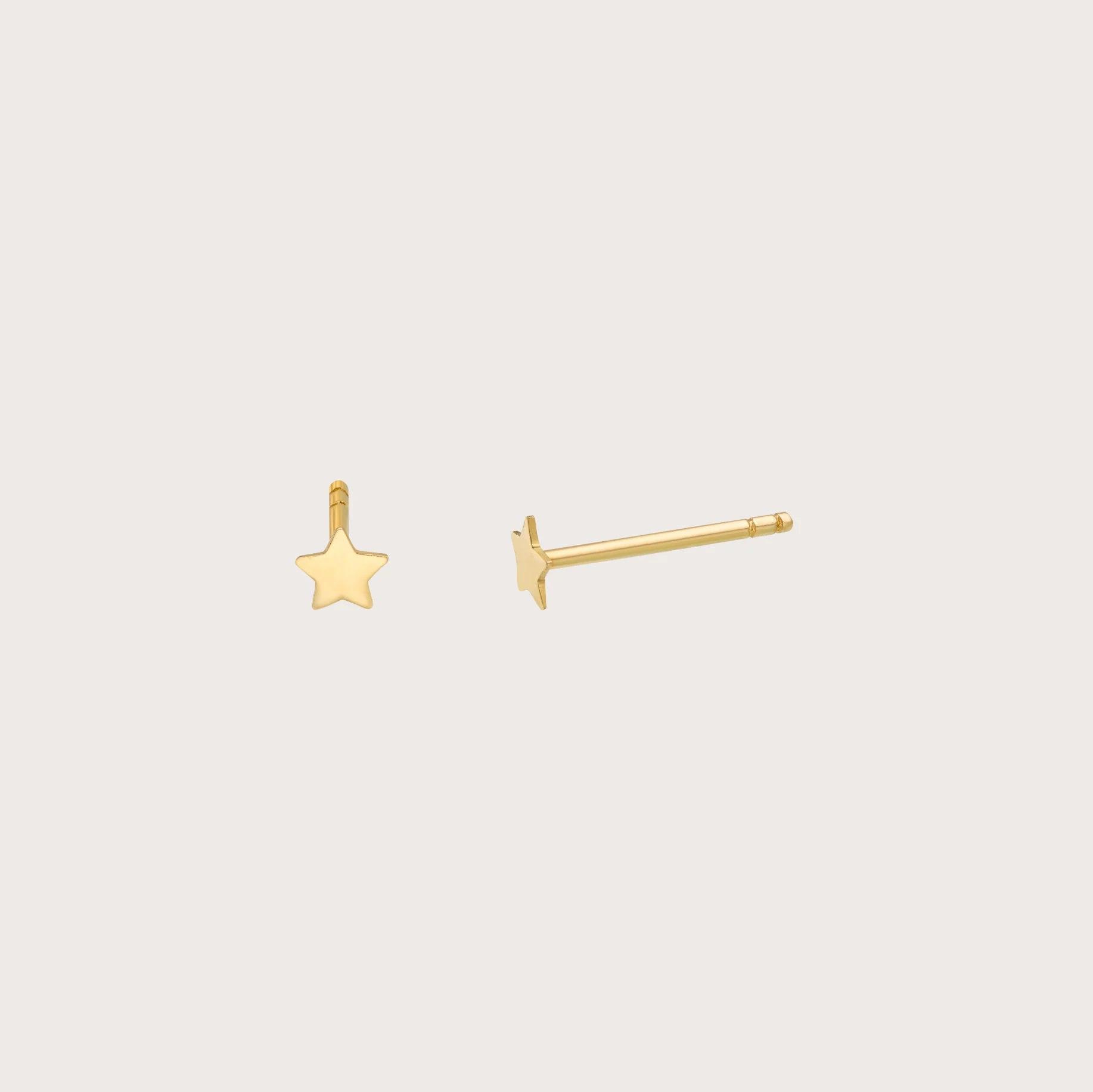 Dainty 14K Solid Gold Star Earrings - Celestial Minimalist Jewelry Elegance.