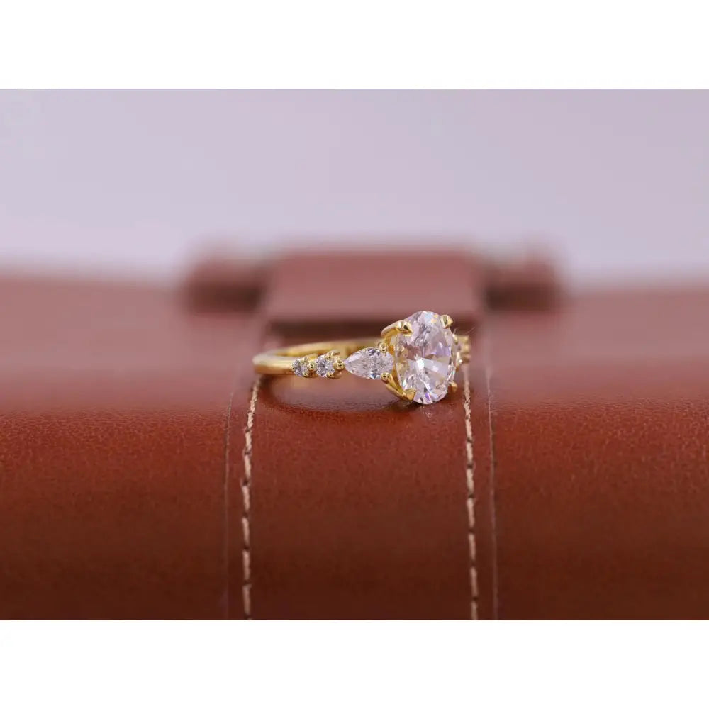 Genuine Lab Grown Diamond Ring, 14K Solid Gold Wedding Ring, Oval Diamond Engagement Ring, Seven Diamond Ring, Anniversary Gift for Women