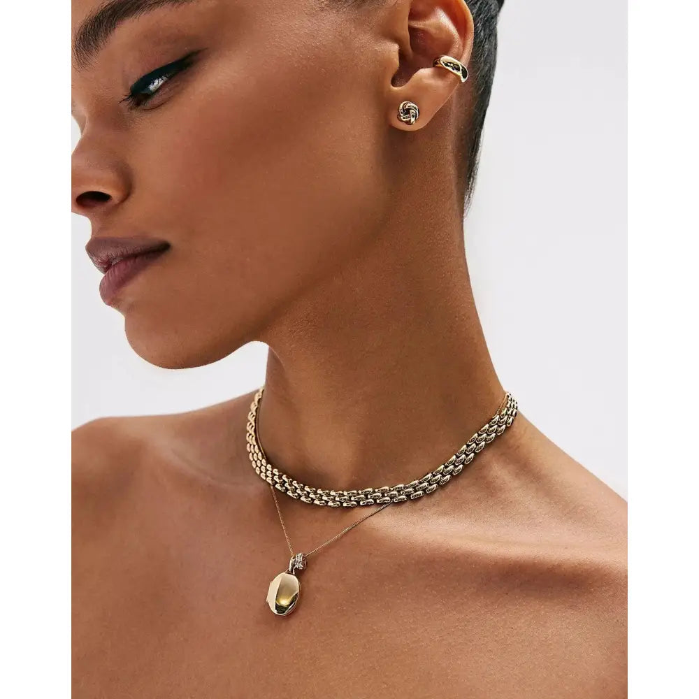 Gilded Glow Chain Necklace.