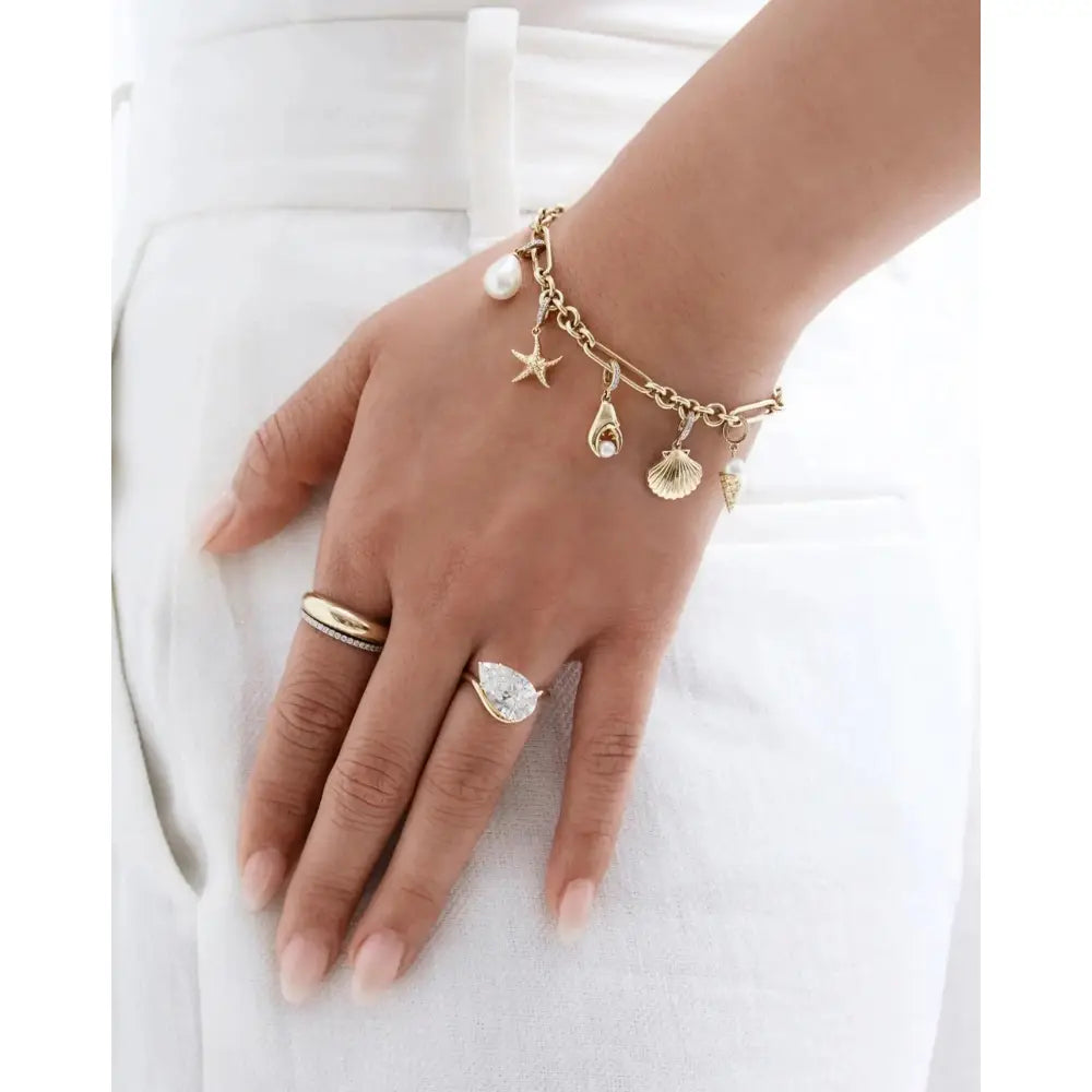 Gorgeous Starfish Charm - Perfect for Beach Lovers!.