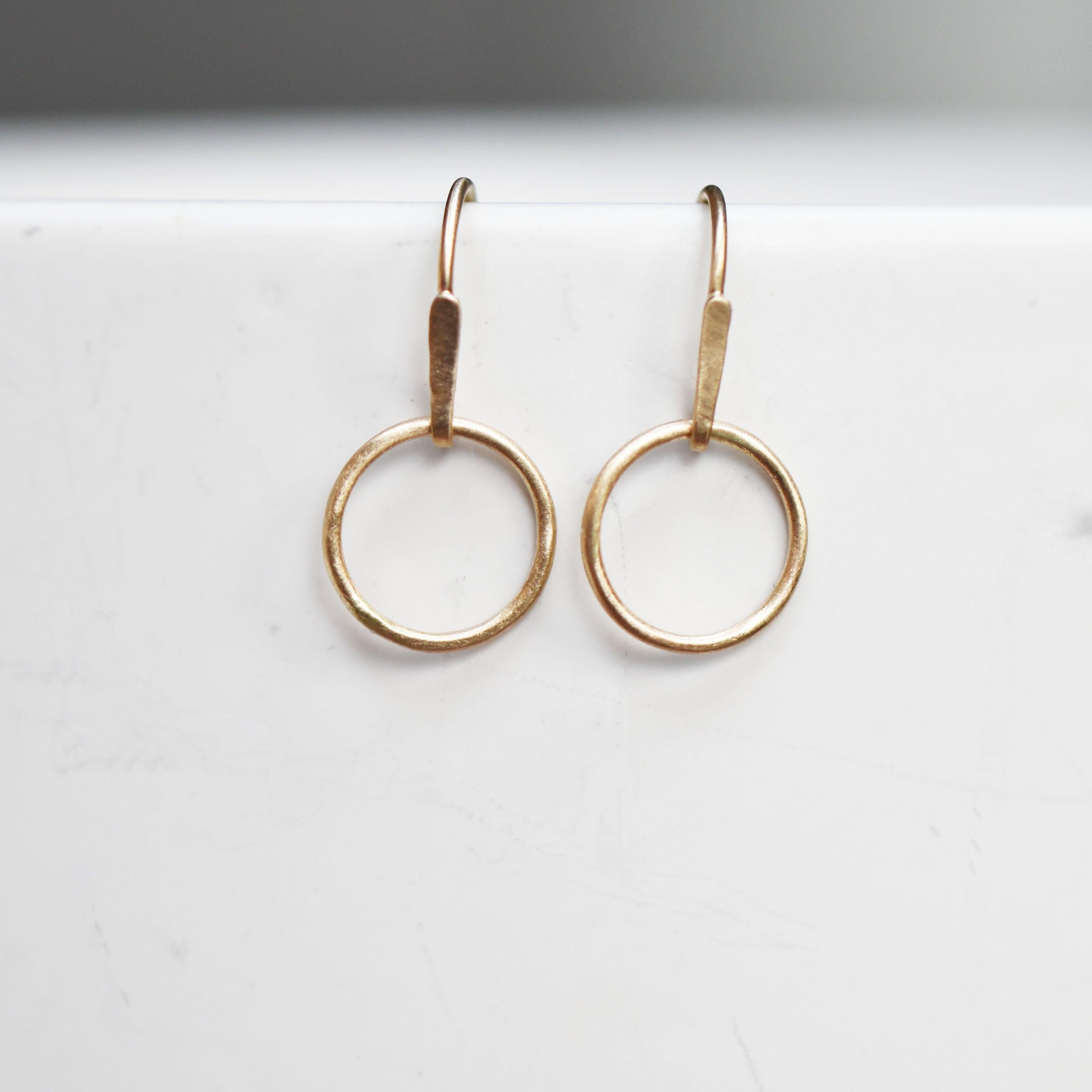 Elegant 14K Gold Minimalist Hoop Dangle Earrings - Timeless Circle Drop Design.