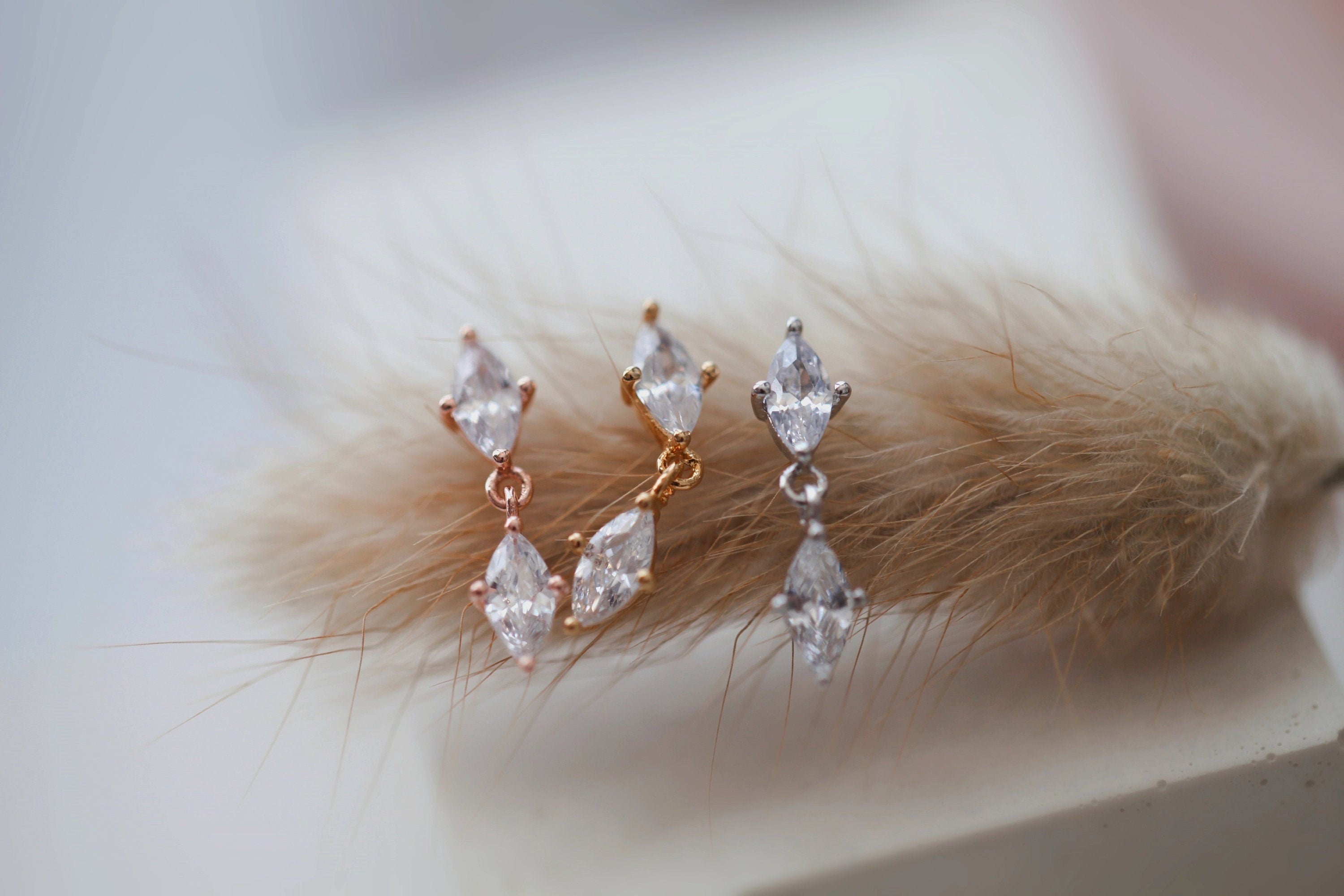 Diamond Dangle Belly Ring • 16G 14G Dainty Belly Button Ring • Small Gold Navel Ring • Silver Banana Bar • Sparkly Rose Gold Drop Belly Ring