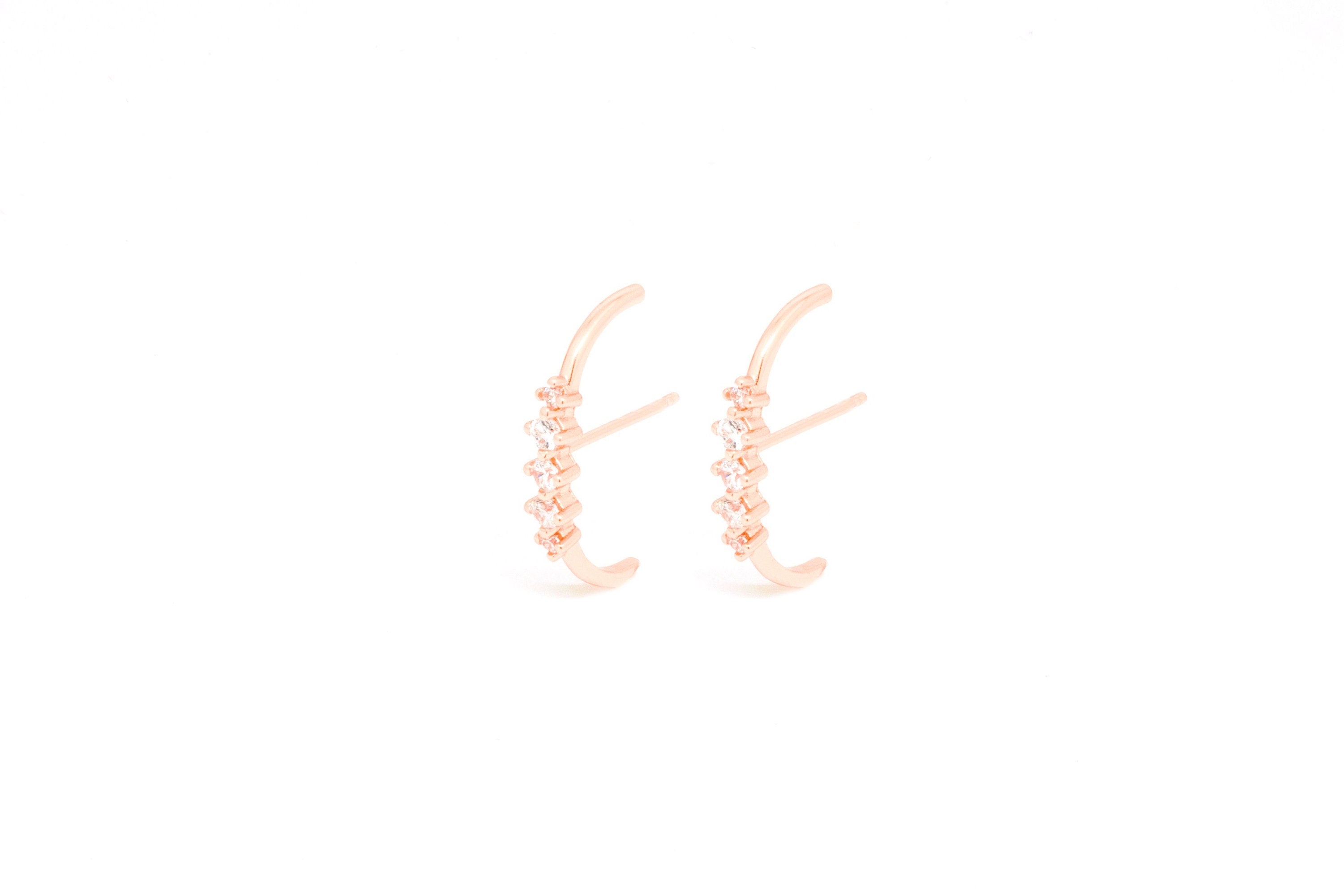 Dainty & Minimalist 4 Prongs CZ Ear Lobe Cuff Earrings