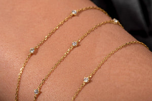 Elegant 14K Solid Gold Diamond Station Bracelet - 0.13Ct Solitaire Sparkle.