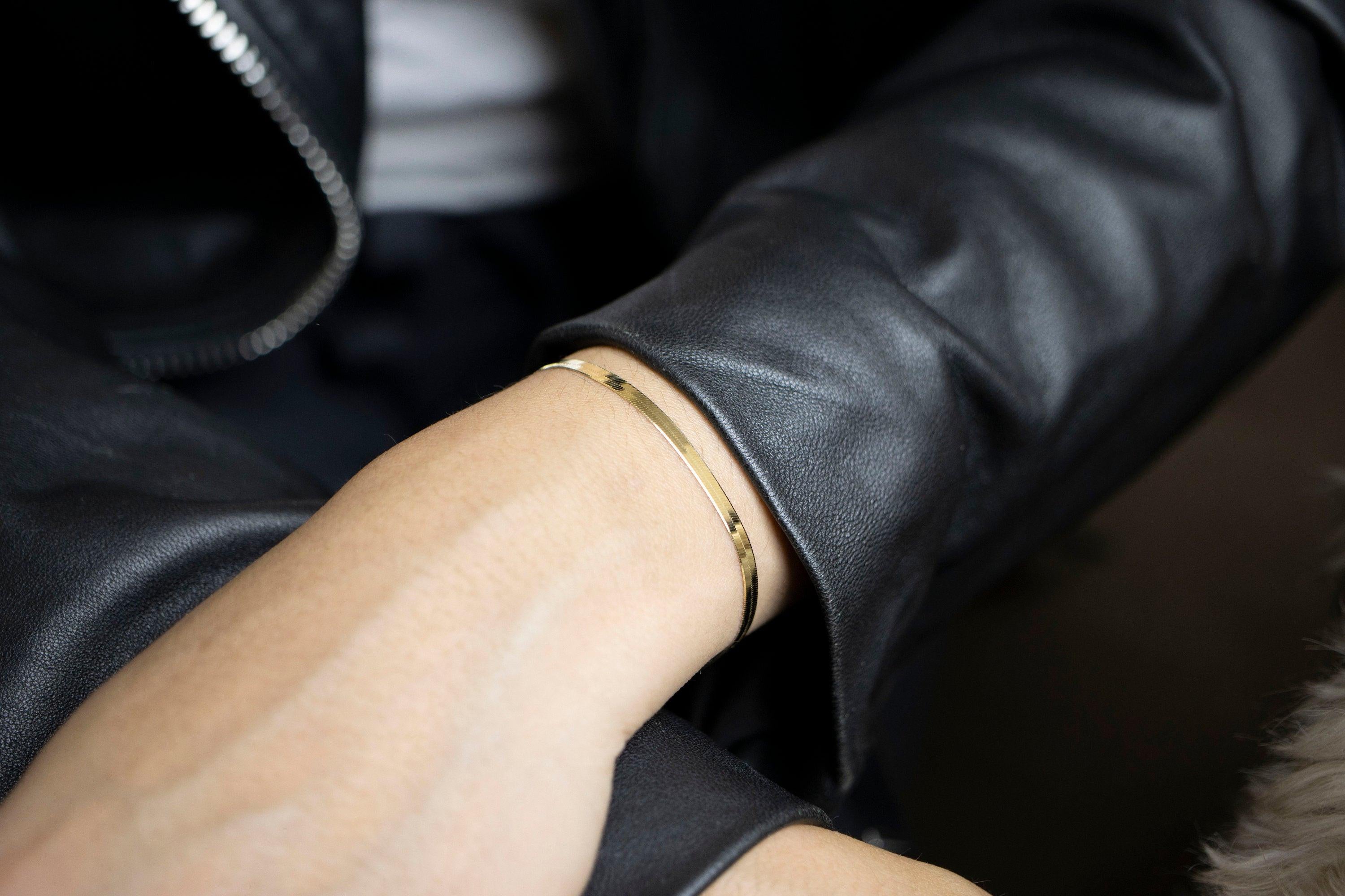 Elegant 18K Solid Gold Beaded Bracelet - Adjustable Minimalist Chain Jewelry.