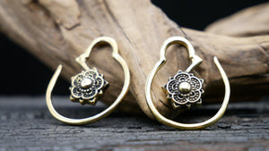 Stunning 14K Yellow Gold Round Ball Stud Earrings - Multiple Sizes Available!.