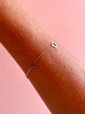 9Ct Solid Gold Clover Charm Bracelet • Minimalist Dainty Band