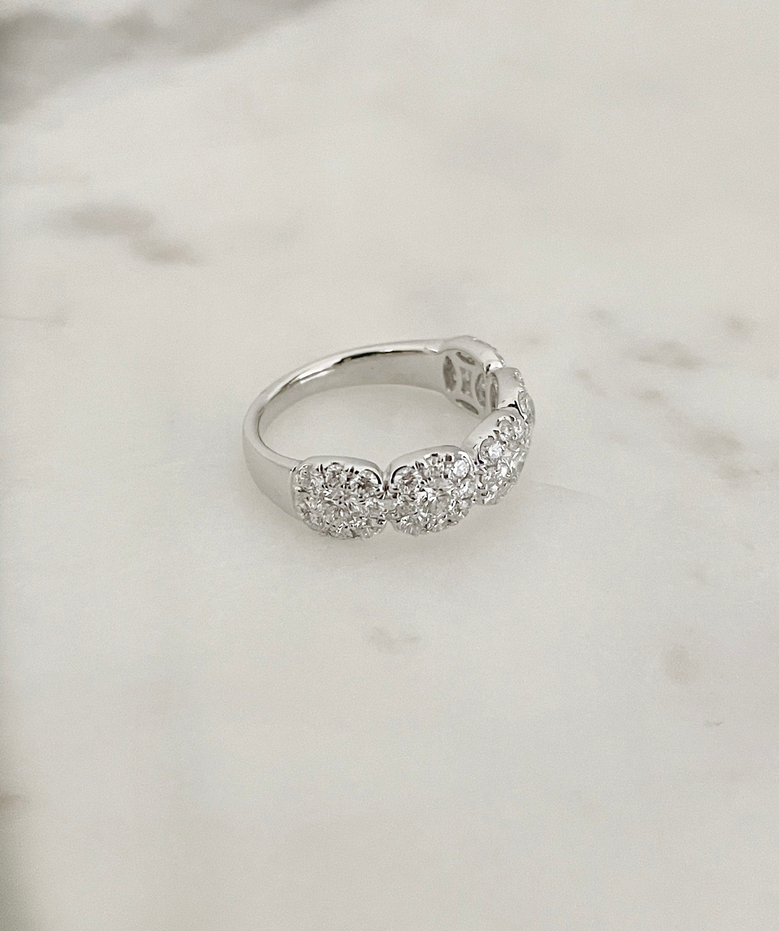 18K Cushion Shape with Halo Diamond Band