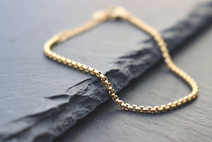 Stunning 18K Gold Plated Rope Chain Bracelet - Timeless Titanium Steel Jewelry for Women.