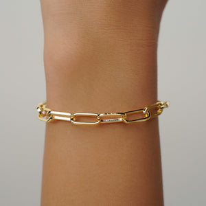 Elegant 18K Gold Paperclip Bracelet - 6mm Large Link Chain, Minimalist Jewelry for Women.