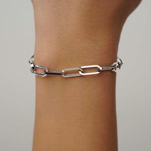 Elegant 18K Gold Paperclip Bracelet - 6mm Large Link Chain, Minimalist Jewelry for Women.