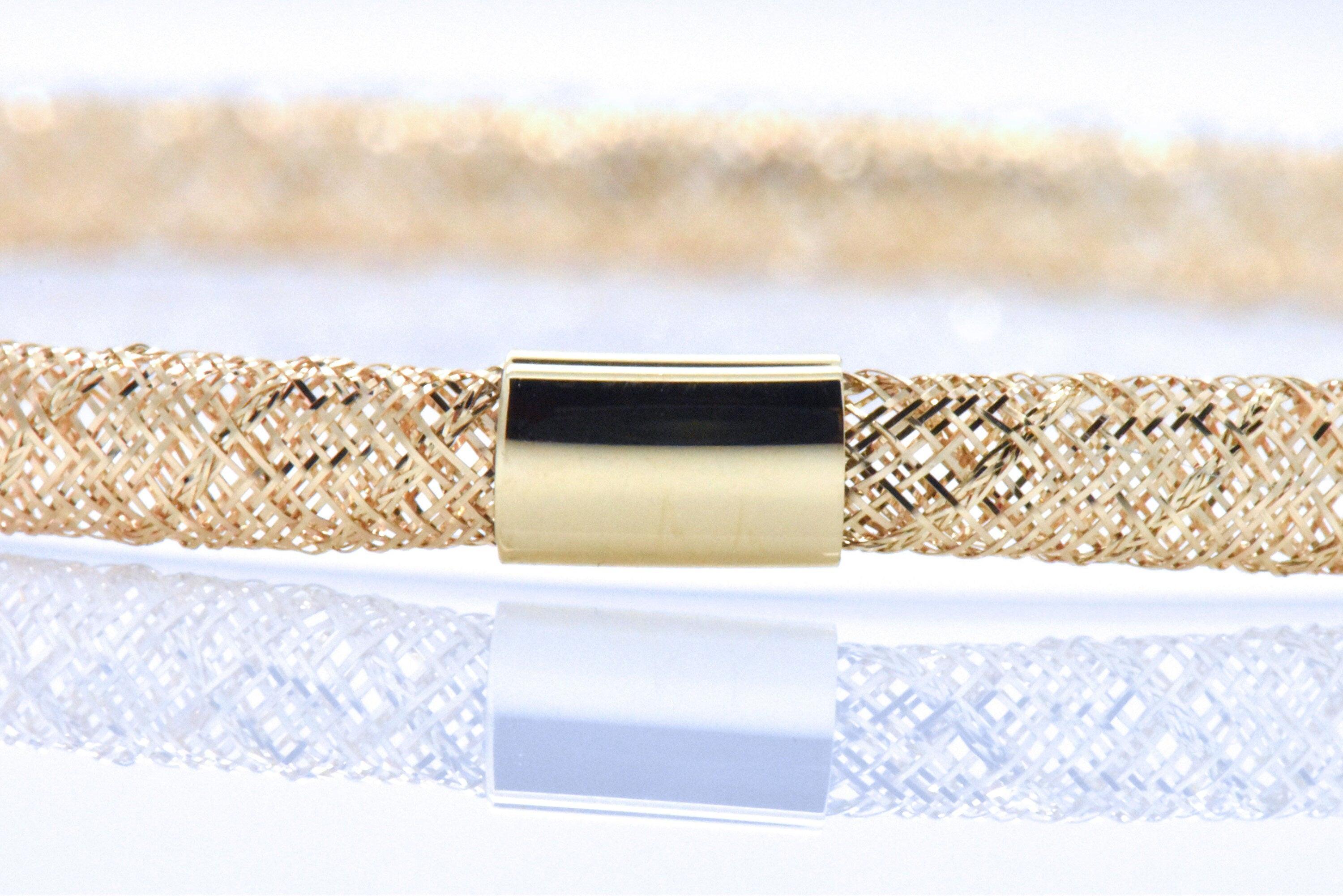 Elegant 14K Yellow Gold Mesh Bracelet - 7 Inch Flexible Slip-On Lightweight Design.