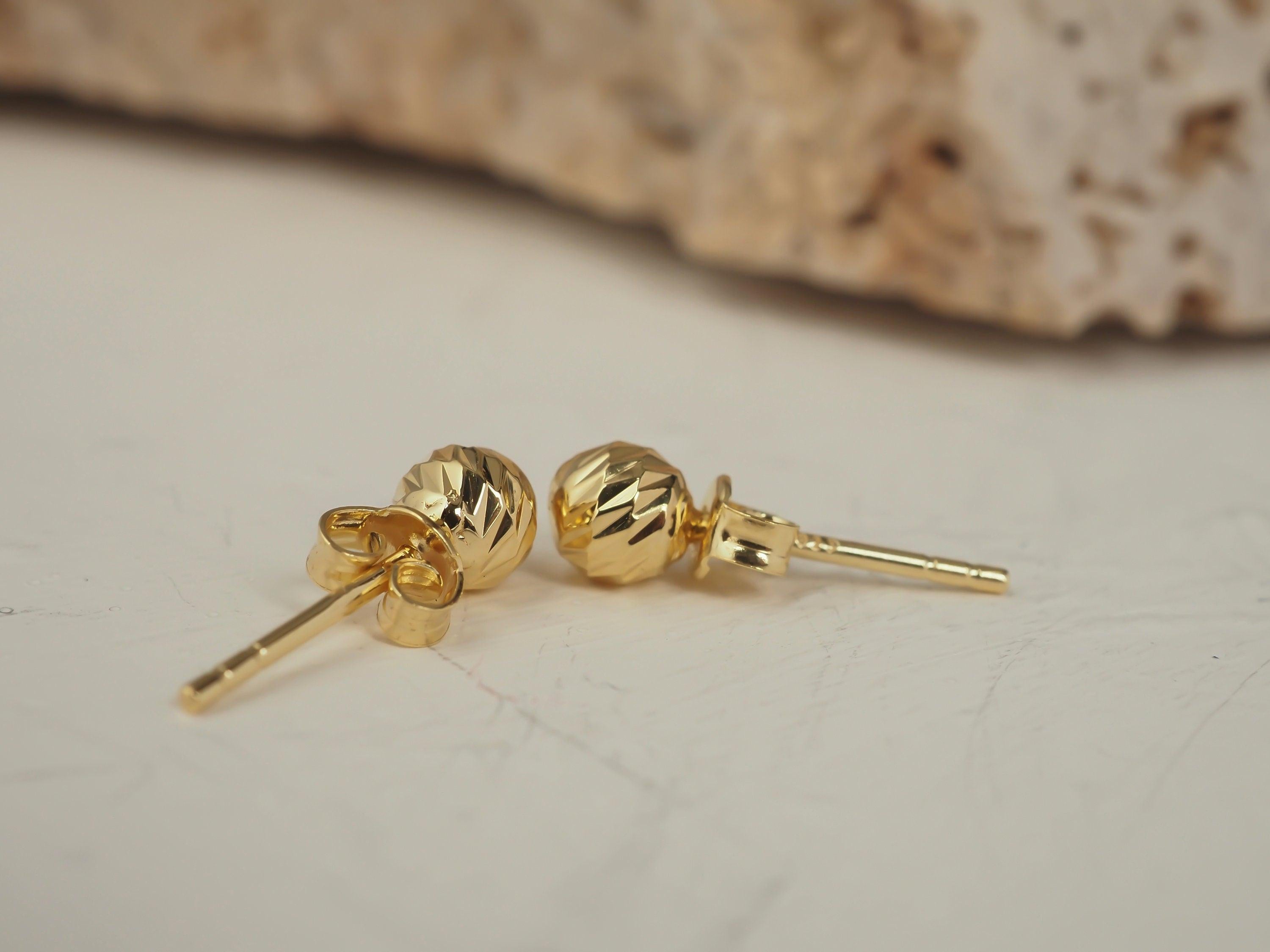Dainty 14K Solid Gold 5mm Ball Stud Earrings - Everyday Elegance.