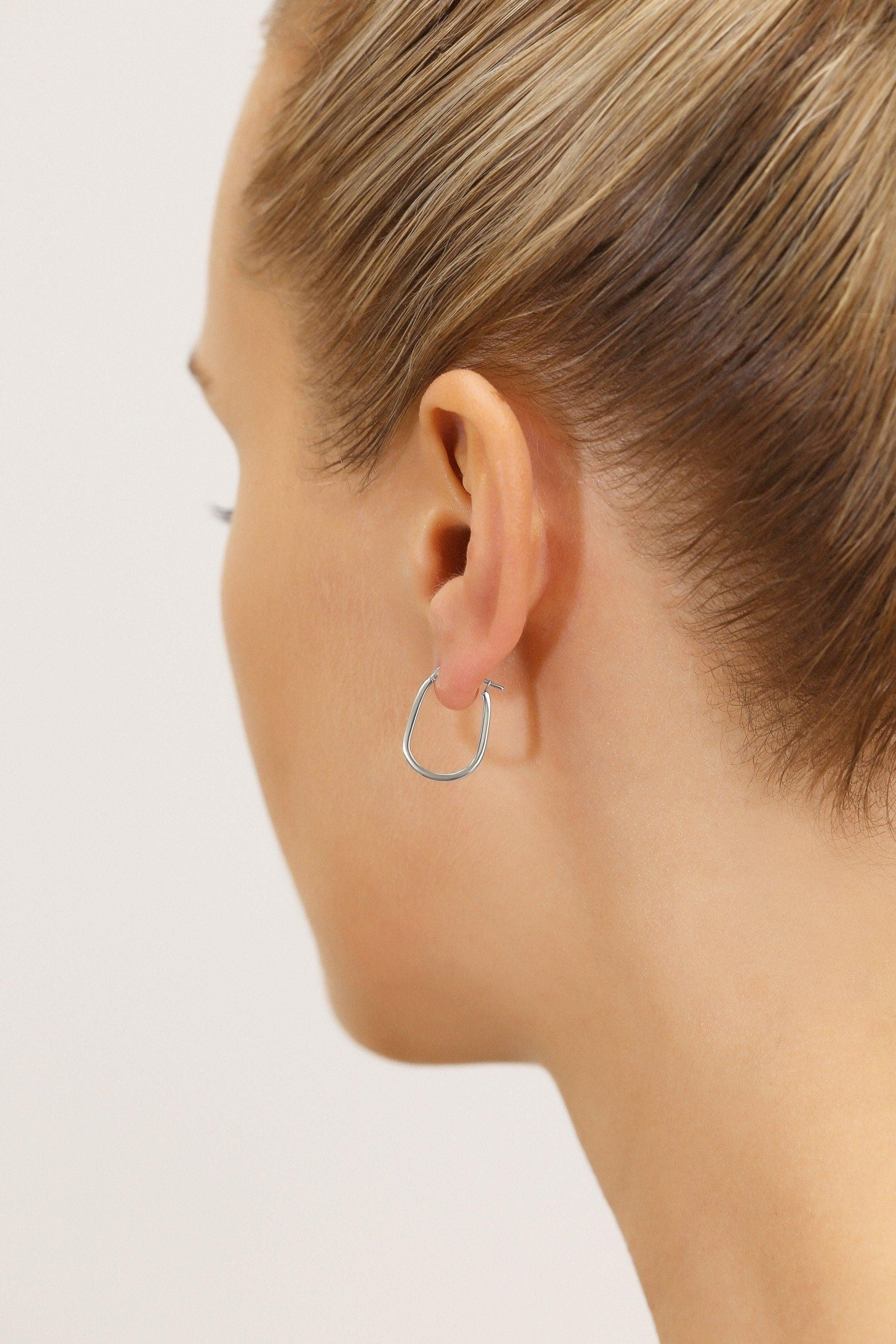Stunning 14K White Gold Lightweight Rectangular Hoop Earrings for Ultimate Comfort.