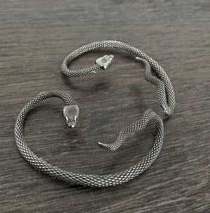 Snake Ear Cuff, No Piercing Gothic Earring, Unisex Goth Stainless Steel Jewelry